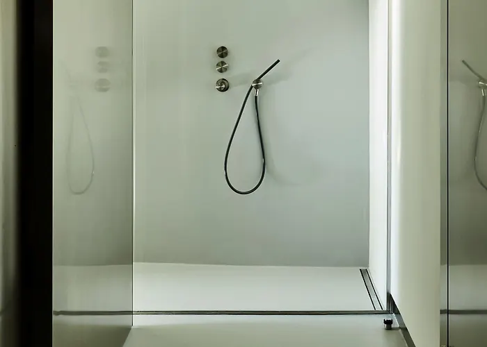 Rhinoceros Apart Otel 5*