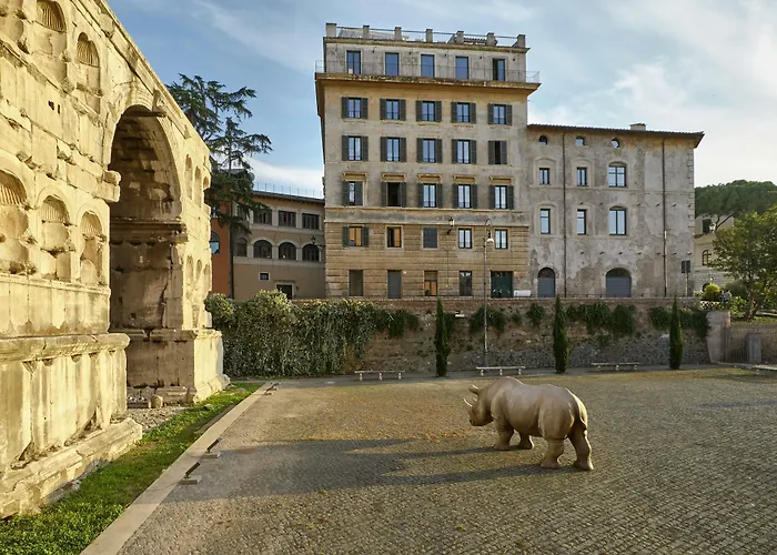 Rhinoceros Apart Otel 5*