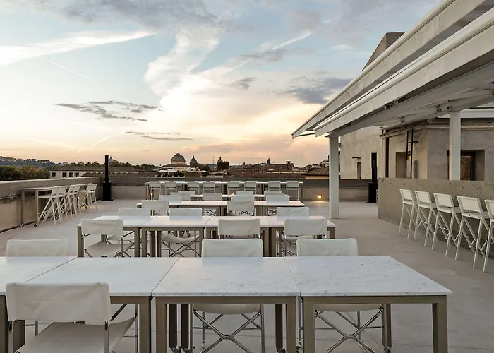 Rhinoceros Apart Otel Roma